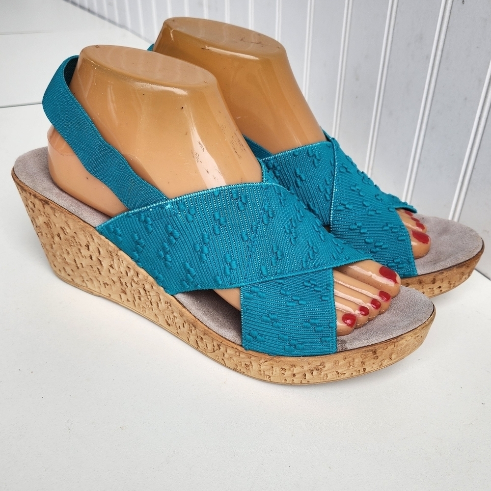 Charleston Shoe Co Med Teal Turquoise Size 10